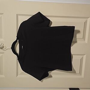 Cuts Tomboy Tee Cropped. Size XL